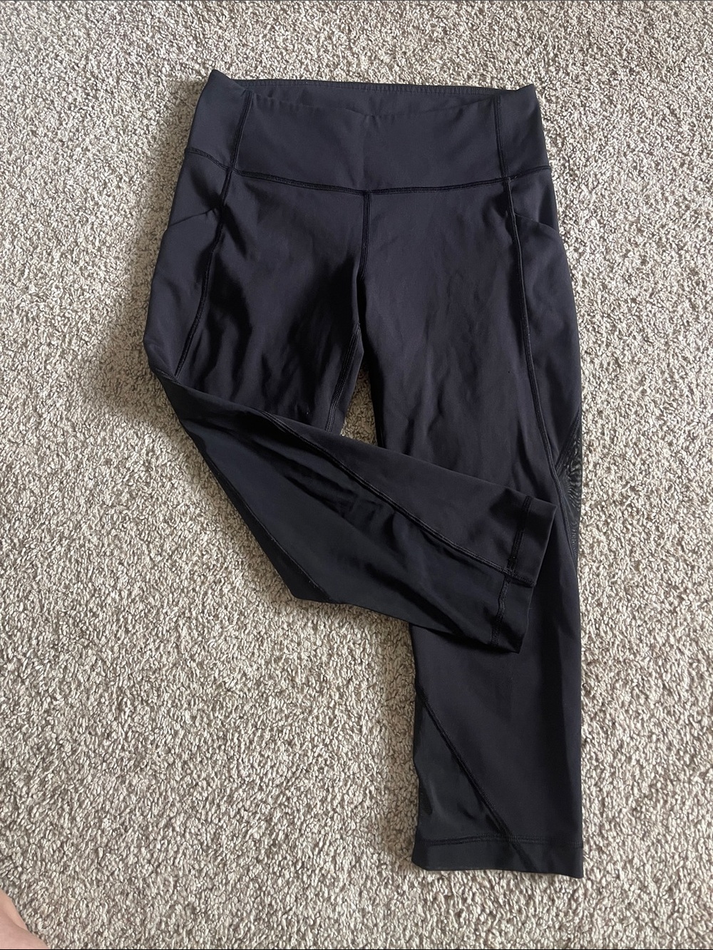 Lululemon Mesh Leggings - 6
